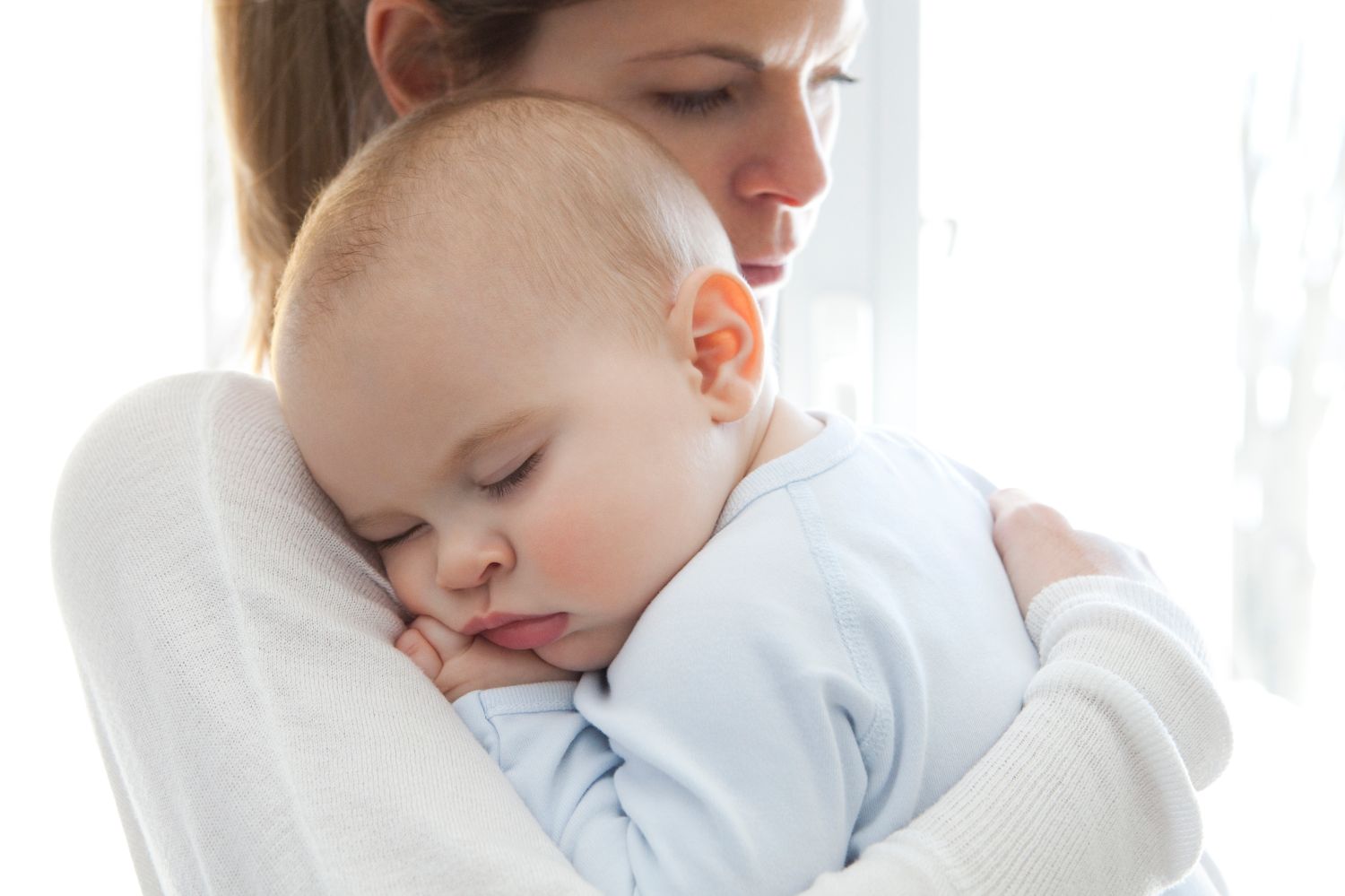 Erbrechen Bei Babys Und Kindern Ursachen Wann Zum Arzt Was Tun