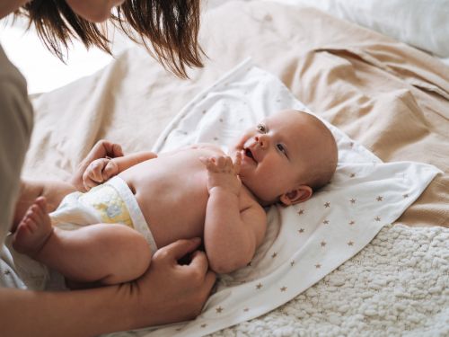 Die besten Tipps und Hausmittel gegen einen wunden Po beim Baby