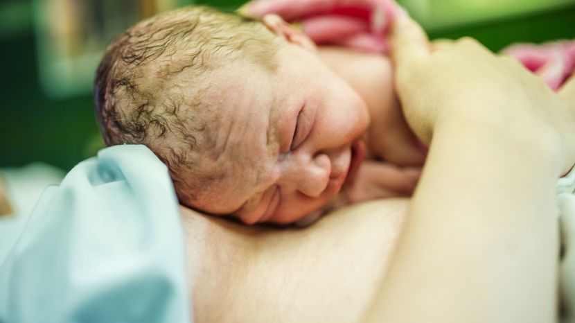 Sturzgeburt: Wenn es das Baby besonders eilig hat