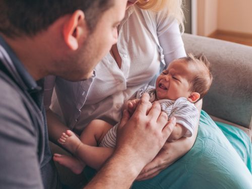 Husten beim Baby: Wann zum Arzt?