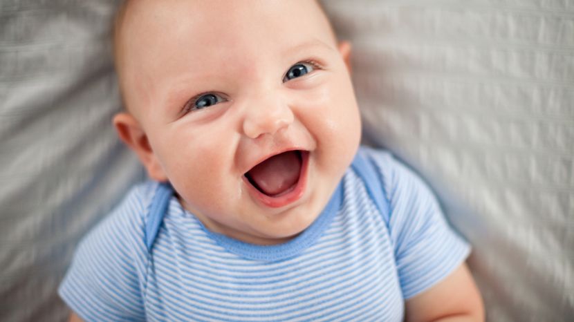Ab wann lächeln und lachen Babys?