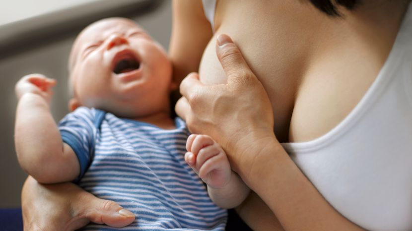 Stillstreik: Was tun, wenn das Baby die Brust anschreit?